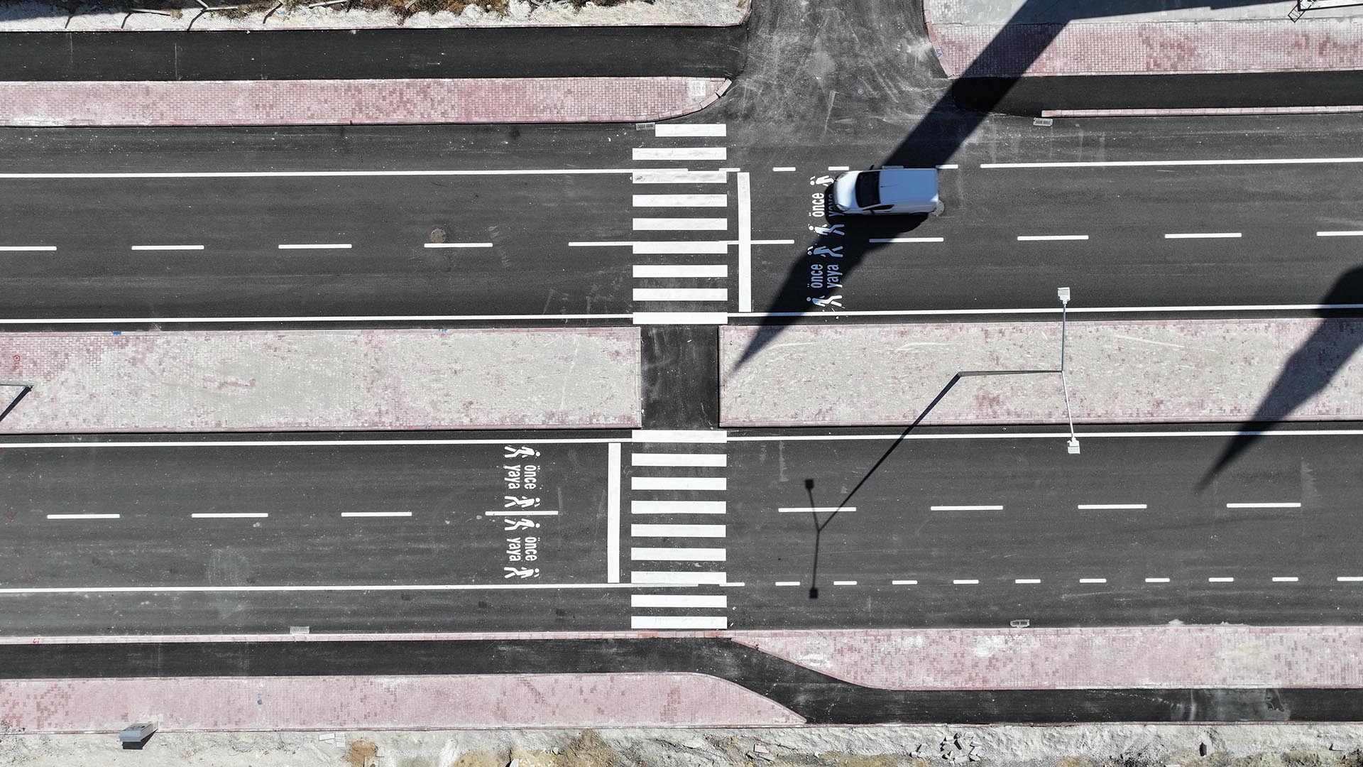 KÜÇÜK AYMANAS CADDESİ