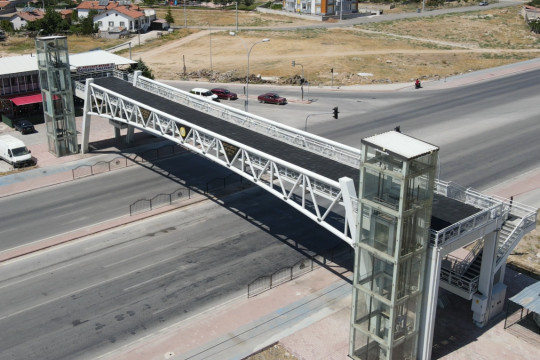 HARMANCIK YAYA ÜST GEÇİDİ