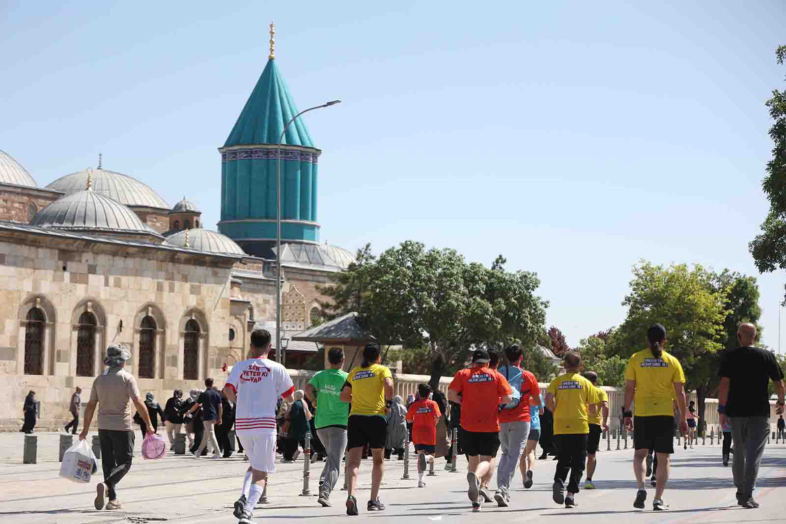 ULUSLARARASI KONYA YARI MARATONU