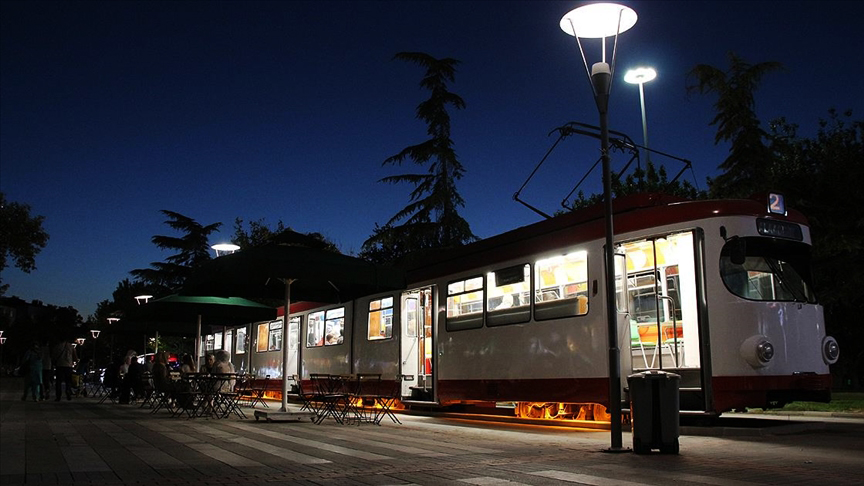 NOSTALJİK TRAMVAY KAFE