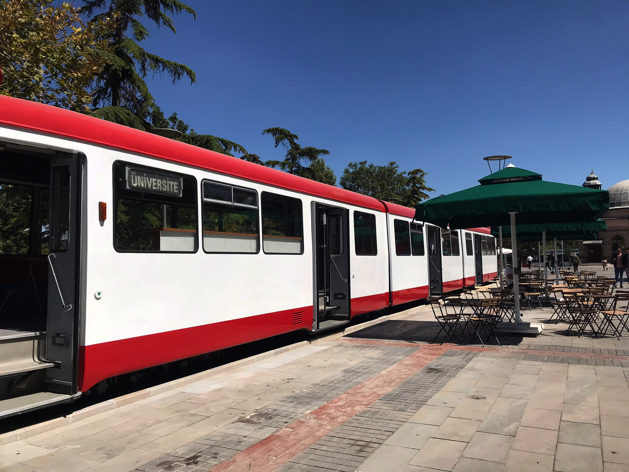 NOSTALJİK TRAMVAY KAFE