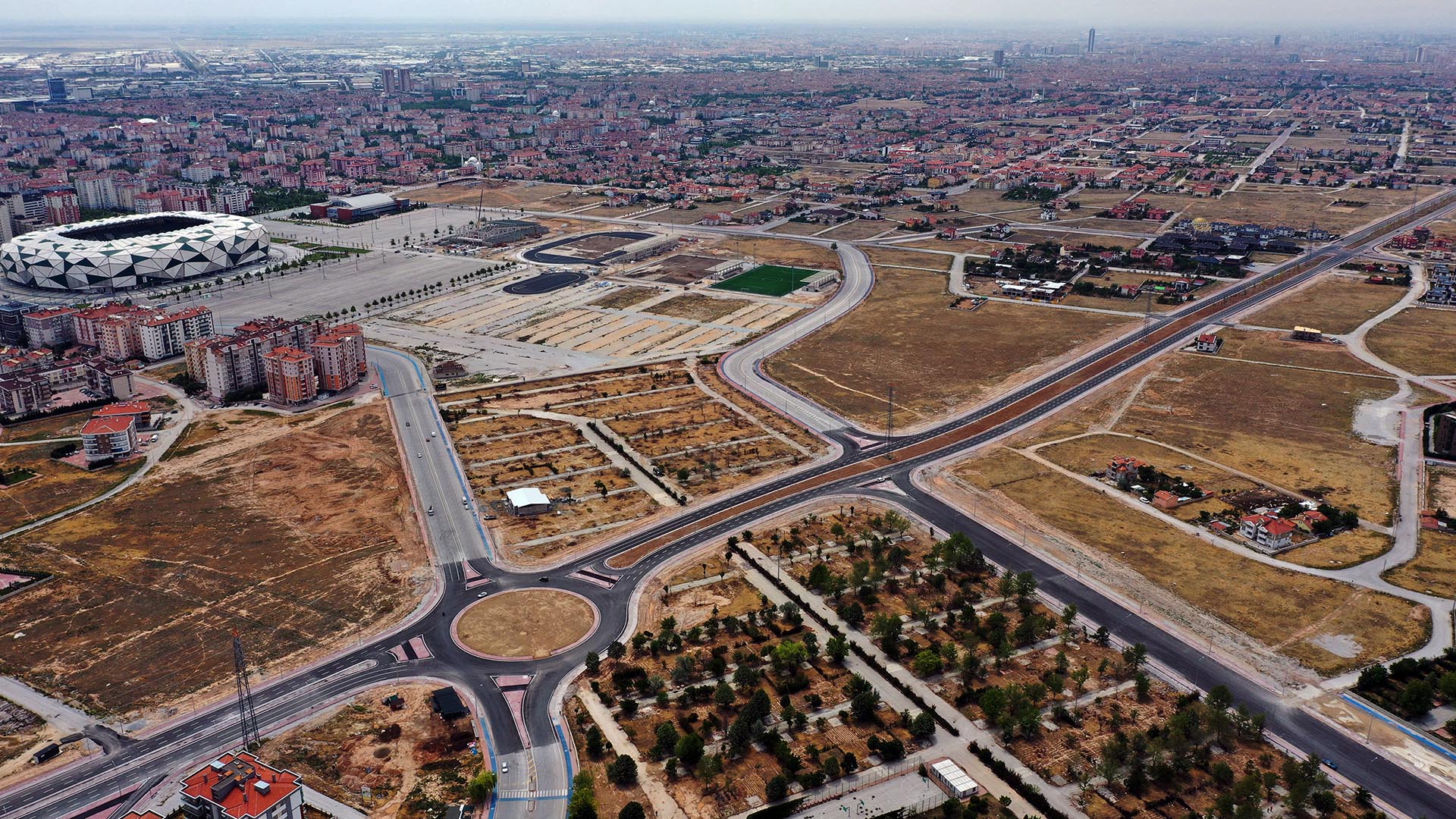 ABDÜLHAMİT HAN CADDESİ