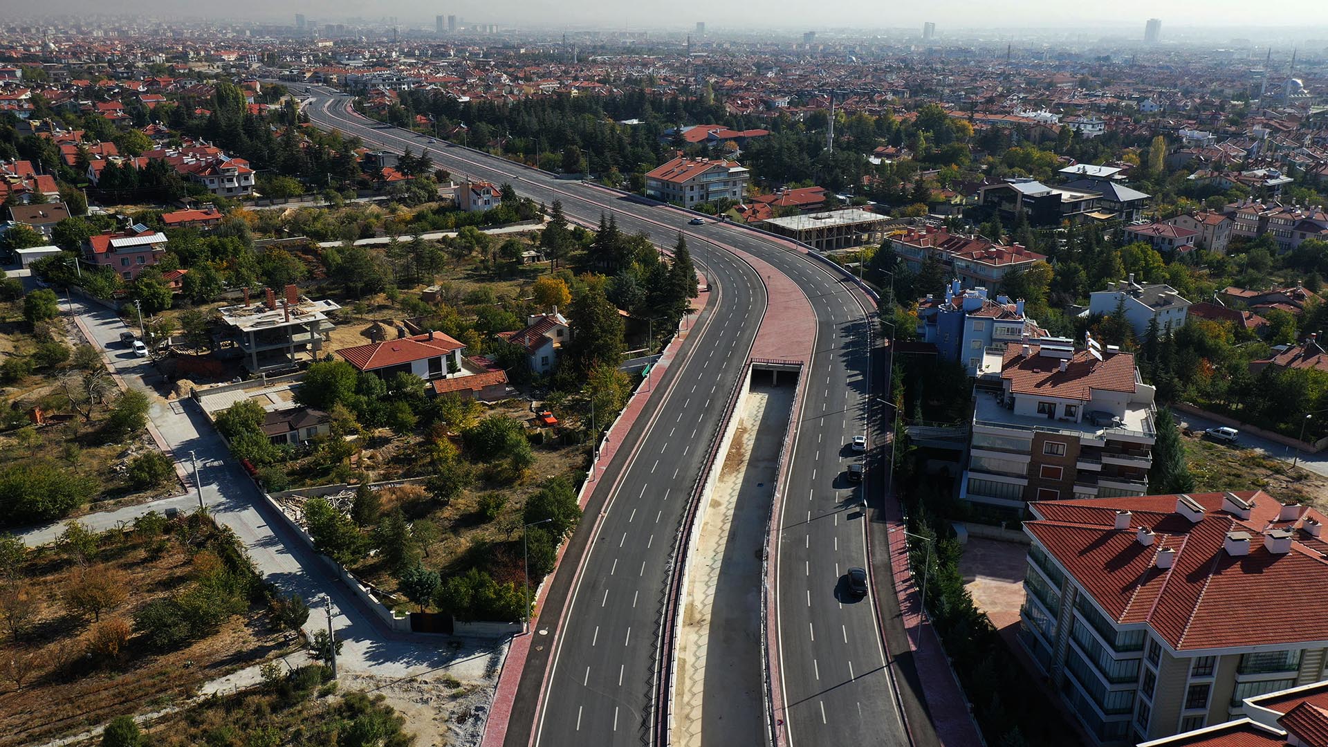 ABDÜLHAMİT HAN CADDESİ