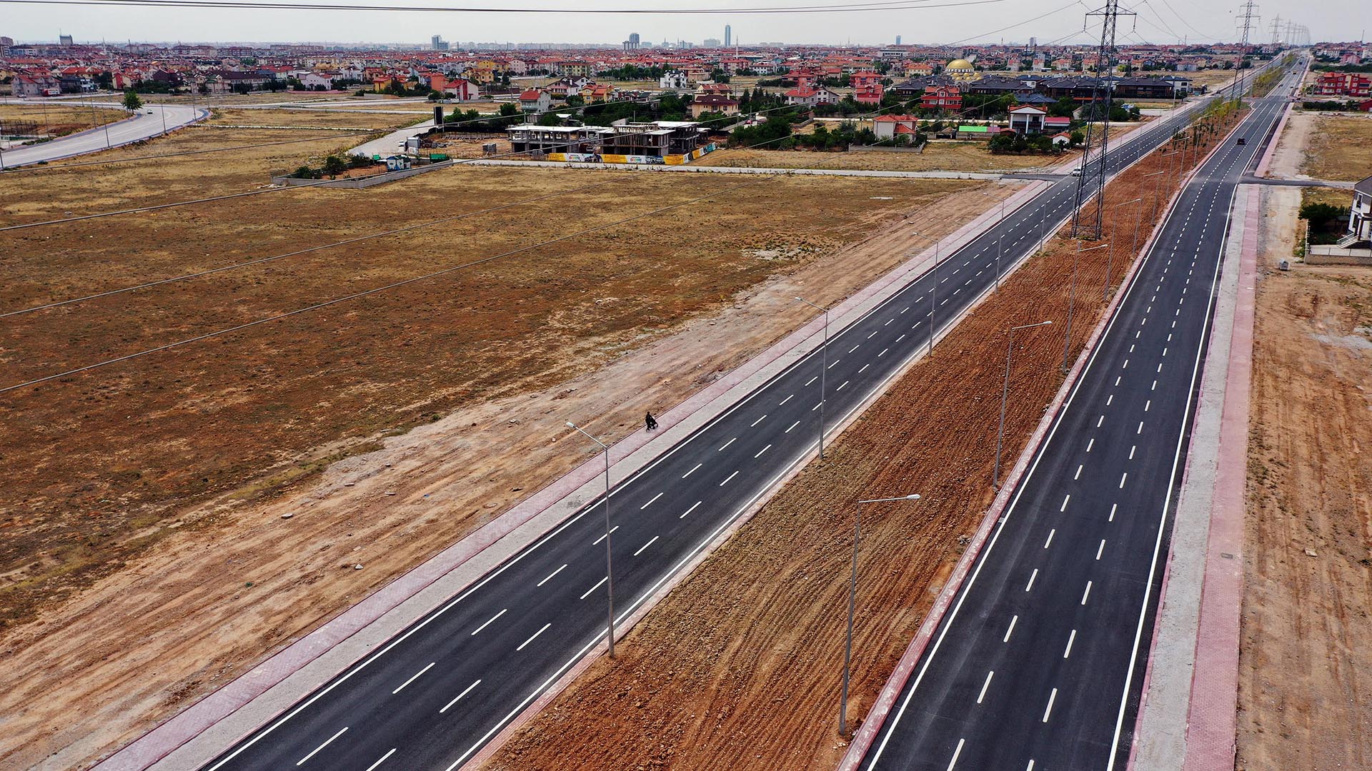 ABDÜLHAMİT HAN CADDESİ