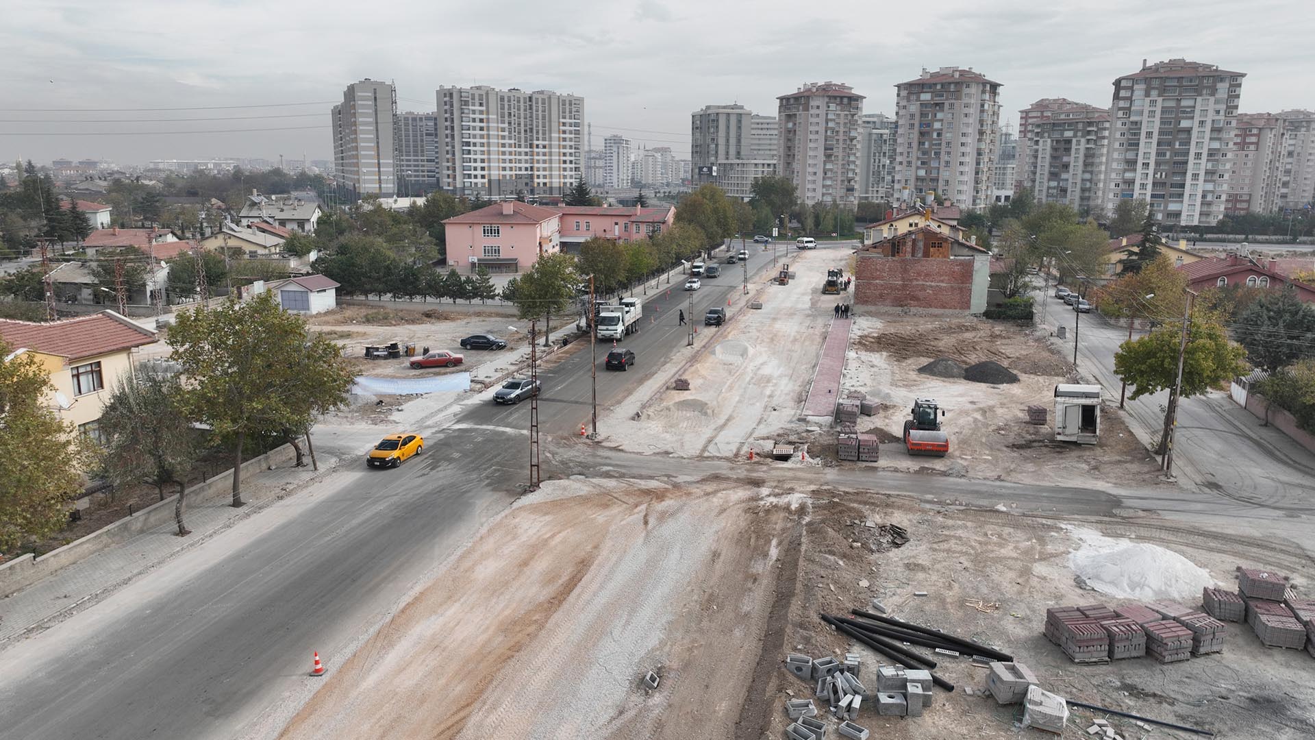 NECMETTİN ERBAKAN CADDESİ