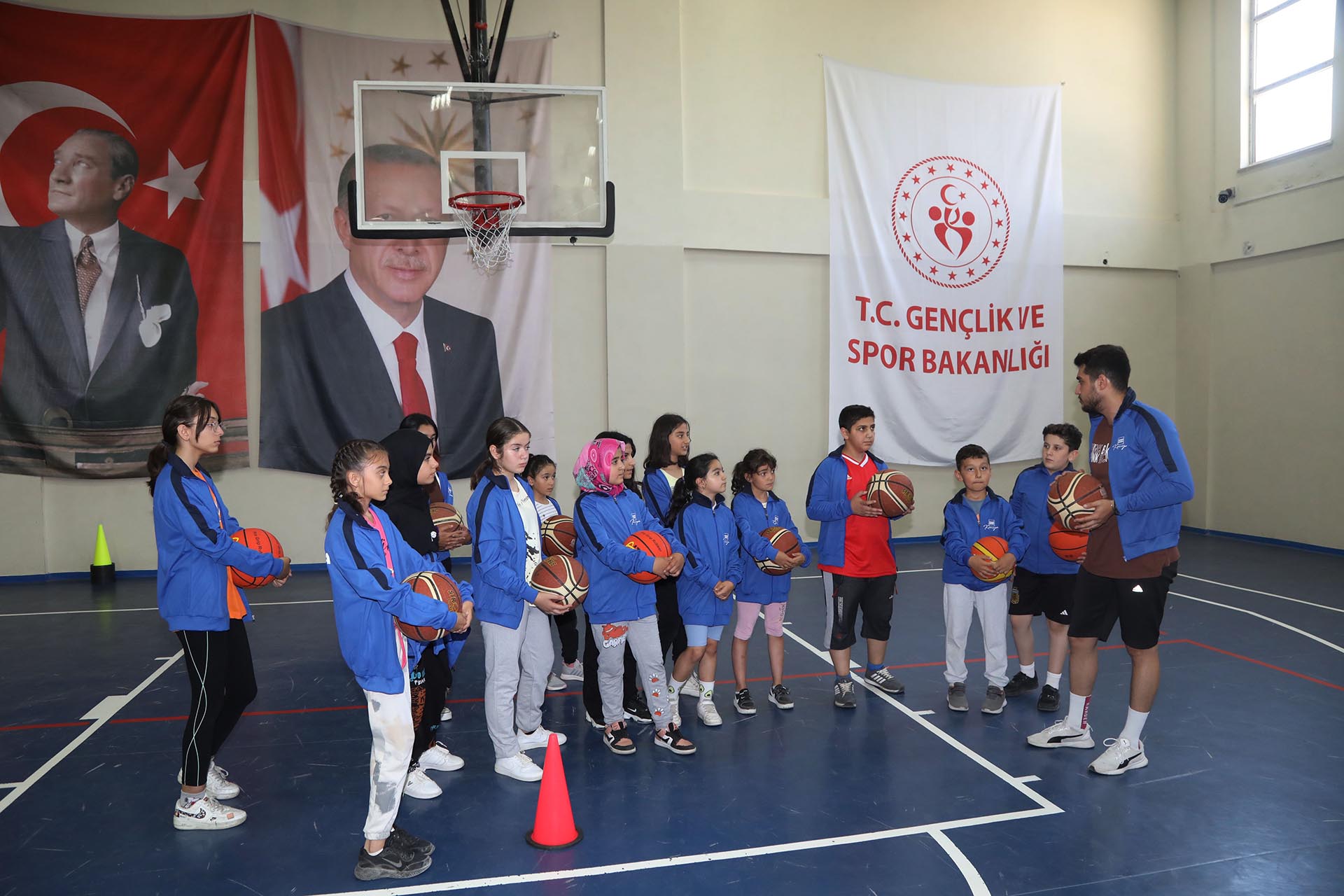 SPOR OKULLARI