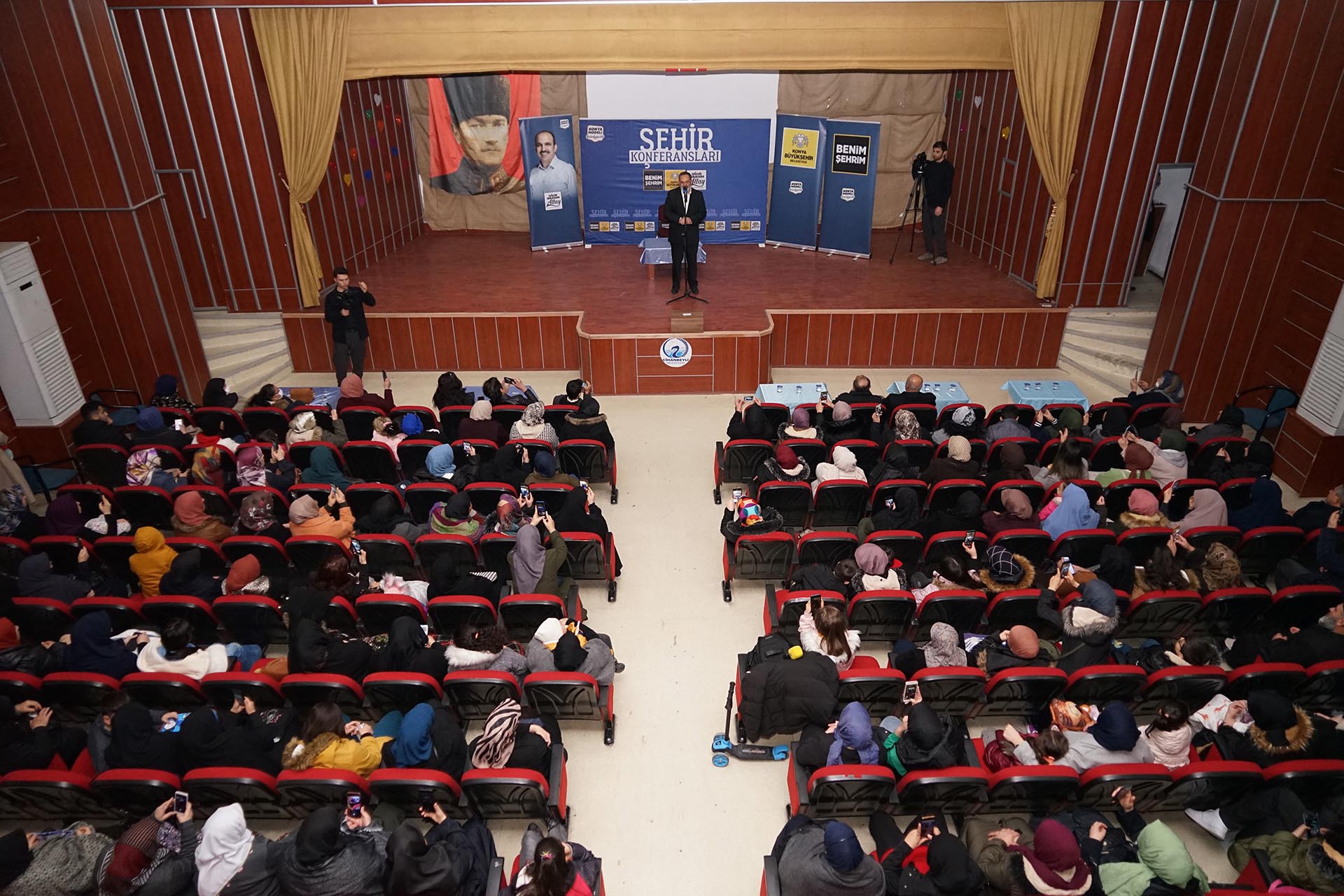 İLÇE ŞEHİR KONFERANSLARI