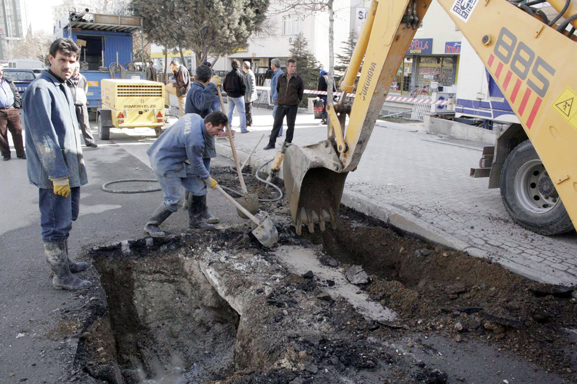 Alo 185 Su Arıza Hattı 7 Gün 24 Saat Hizmet Veriyor