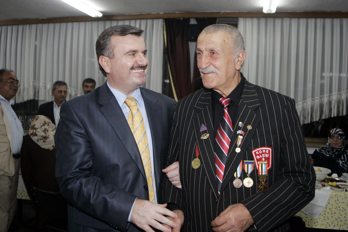 Başkan Akyürek'ten Gaziler ve Şehit Aileleri Derneklerine Müjde