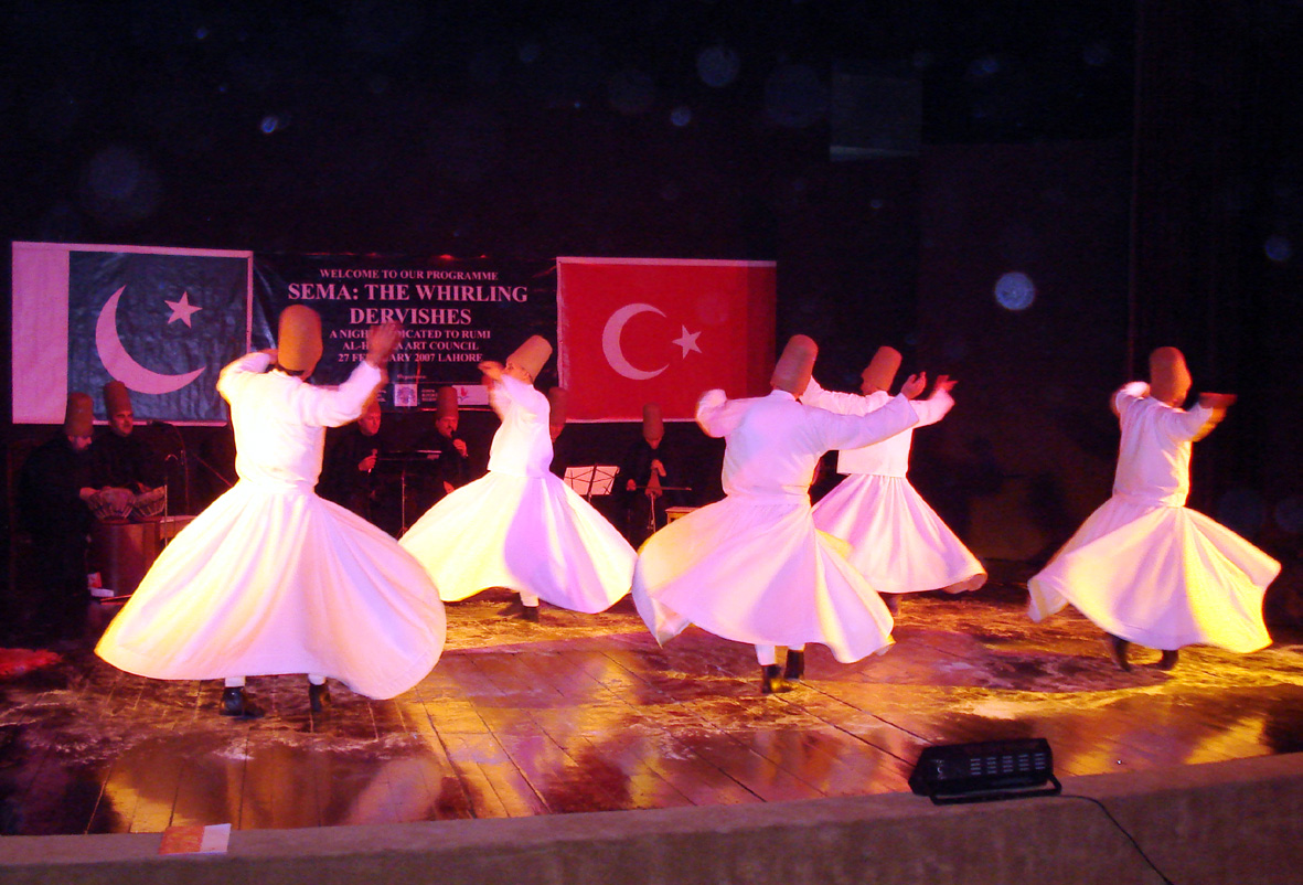 Pakistan'daki Konya ve Mevlana Günleri Büyük İlgi Gördü