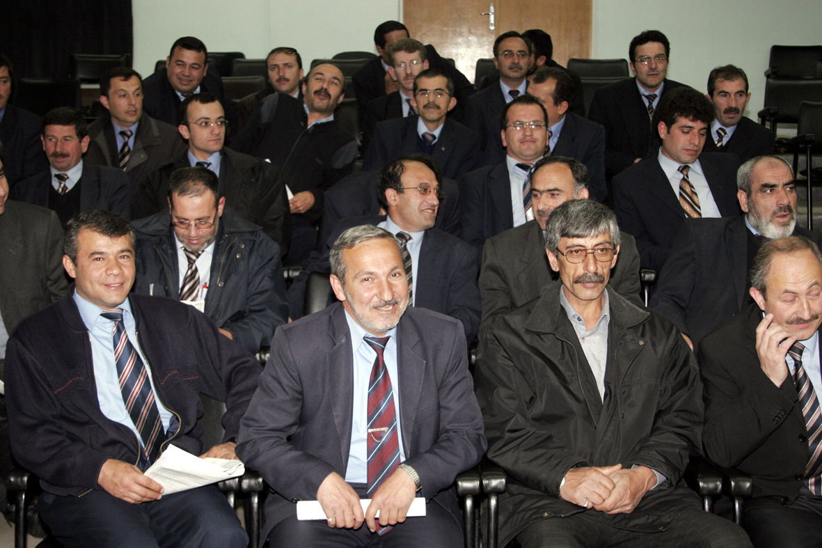 Otobüs Şoförü Ve Vatmanlara Diksiyon Dersi