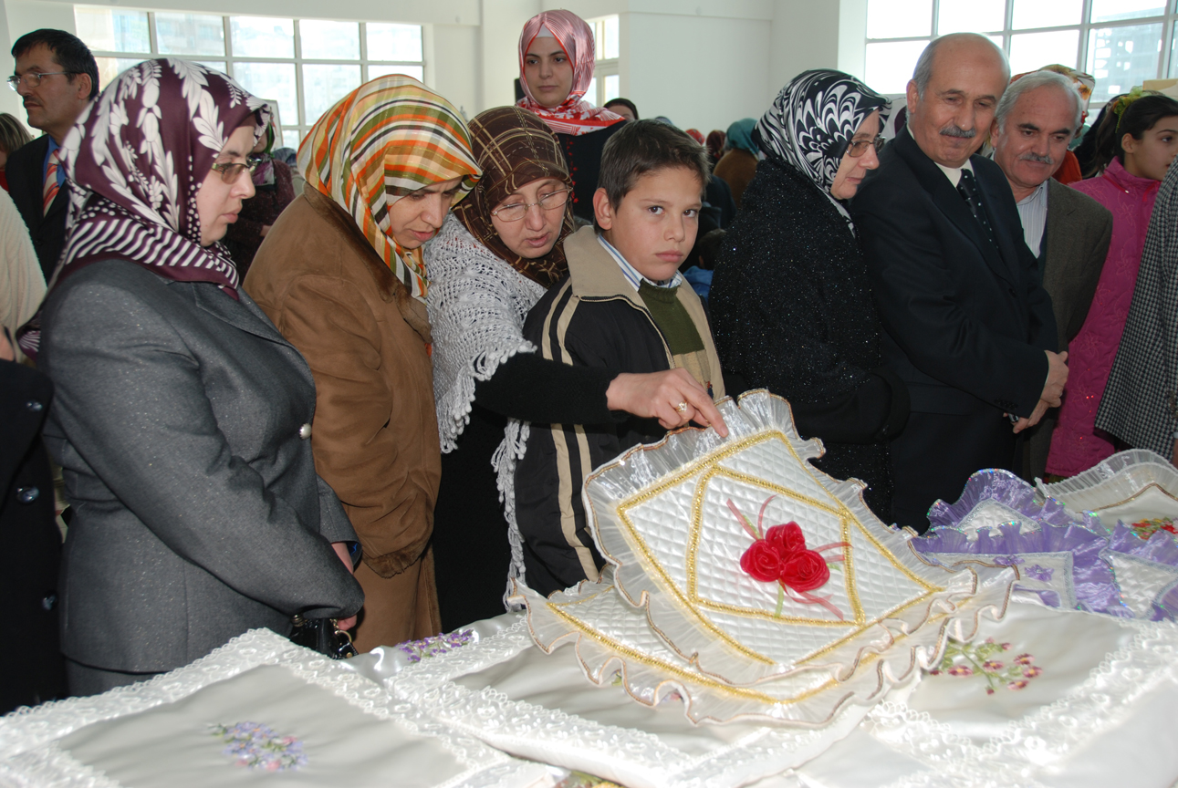 KOMEK Sergisi