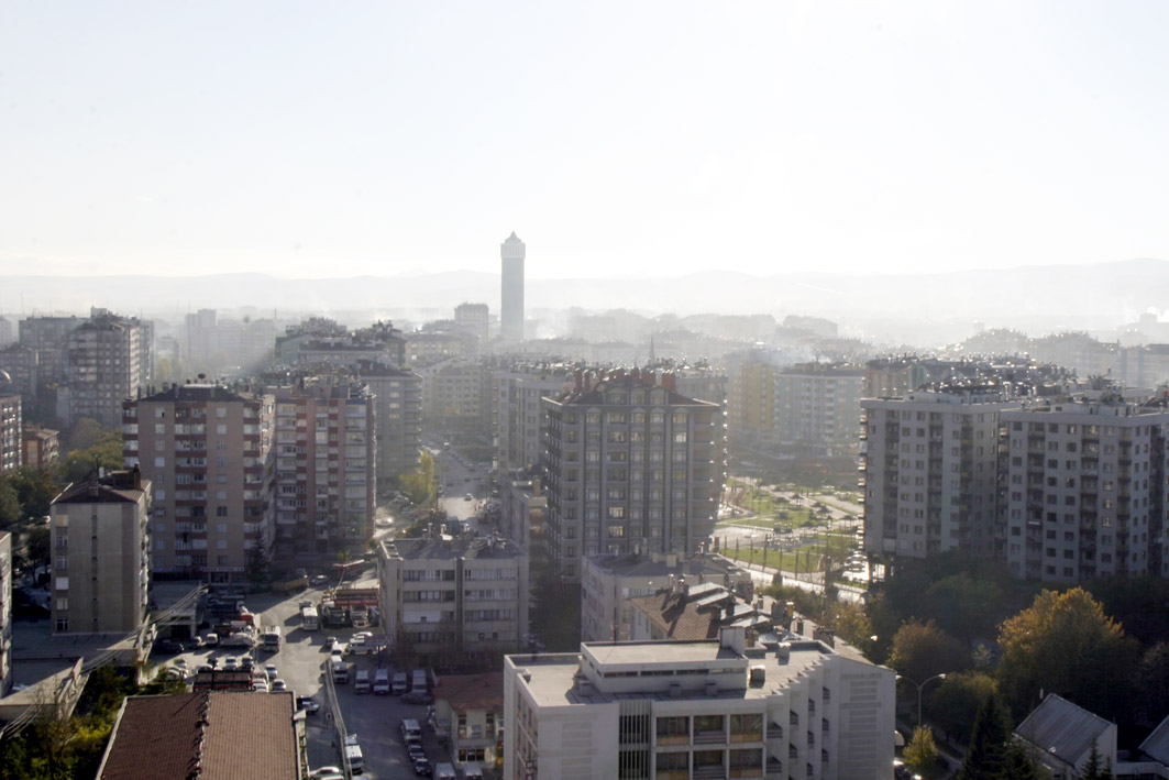 Konya'da Lodos Etkili Oluyor - Baca Gazı Zehirlenmelerine Dikkat!