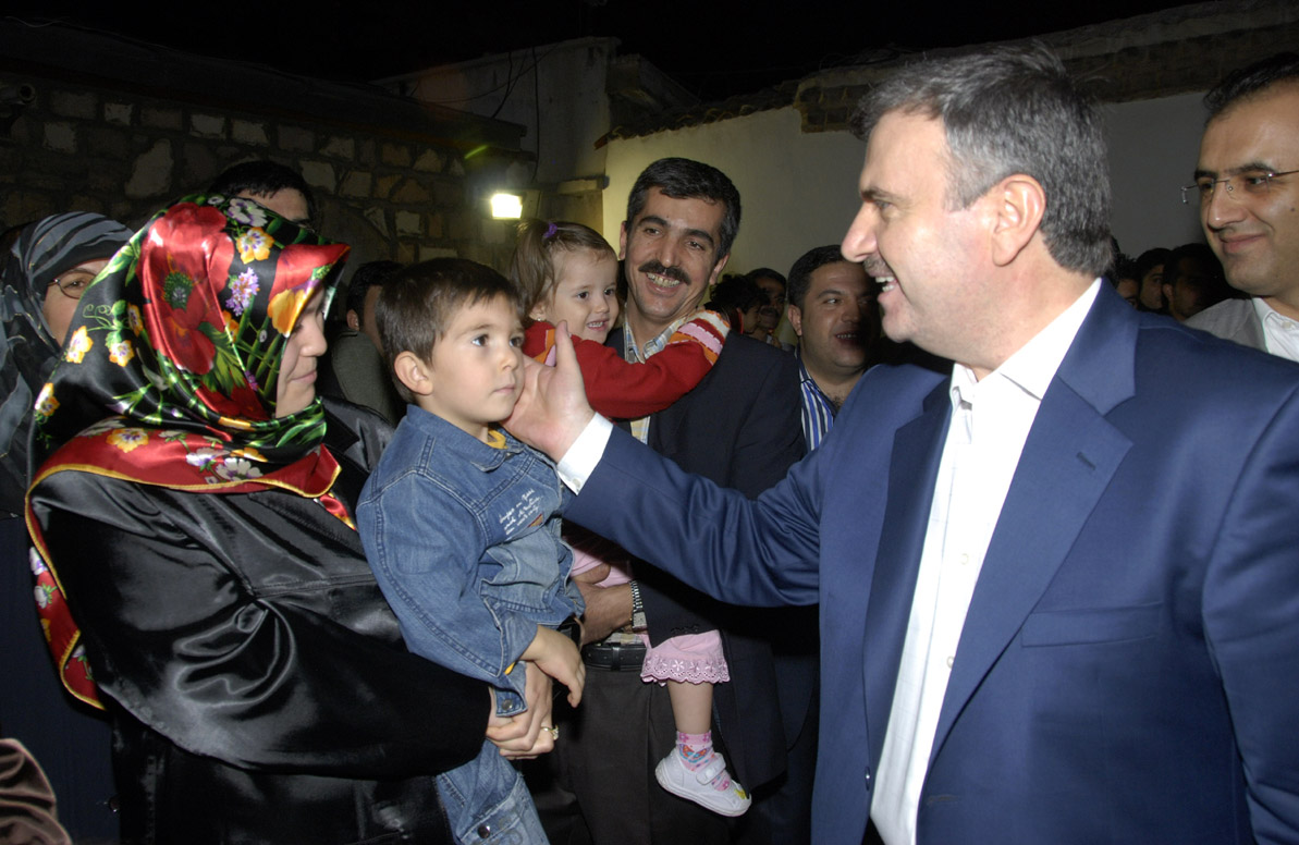 Başkan Akyürek Kadir Gecesi'nde Mevlana Müzesi'nde