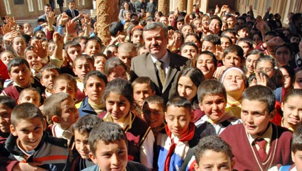 Gazi ve Şehit Çocukları İle Öksüz, Yetim ve Özürlü Çocuklara Eğitim Yardımı Ödemeleri Yapılıyor