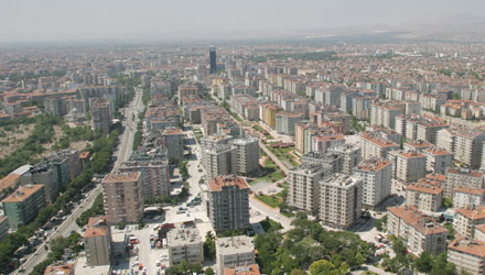 Konya'da Etkili Olan Lodosa Dikkat!