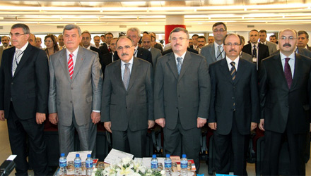 Başkan Akyürek Büyükşehir Yönetimi Ulusal Kongresi'nde Konuştu