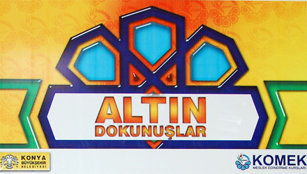 KOMEK'ten 'Altın Dokunuşlar' Sergisi