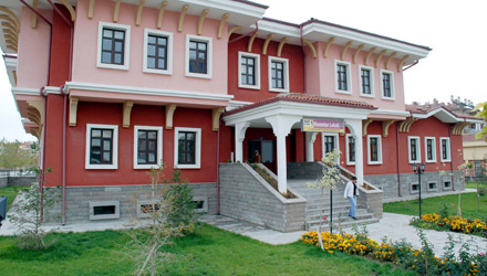 Hanımlar Lokali ve KOMEK Spor Merkezi Kayıtları Devam Ediyor