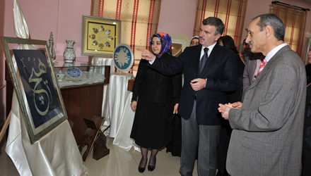 Selçuklu Hanımlar Lokali'nden 'Işıktan Renge' Sergisi