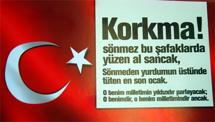 İstiklal Marşı Yolumuzu Aydınlatmaya Devam Edecek