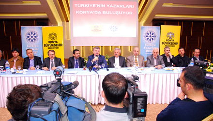 Türkiye'nin Yazarları Konya'da Buluştu