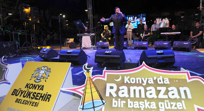 Kültürpark'ta Rahmet Akşamları İlgi Görüyor