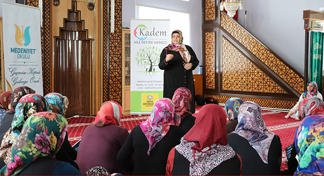 Kadem'den 24 İlçede Genç Eğitim Semineri