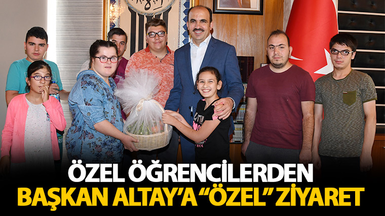 Özel Öğrencilerden Başkan Altay'a 'Özel' Ziyaret 