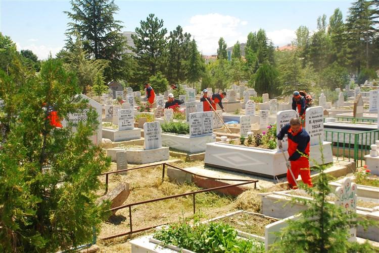 2015  YILI MAHALLE MEZARLIKLARI TEMİZLİK VE BAKIM HİZMETLERİ faaliyet gorseli