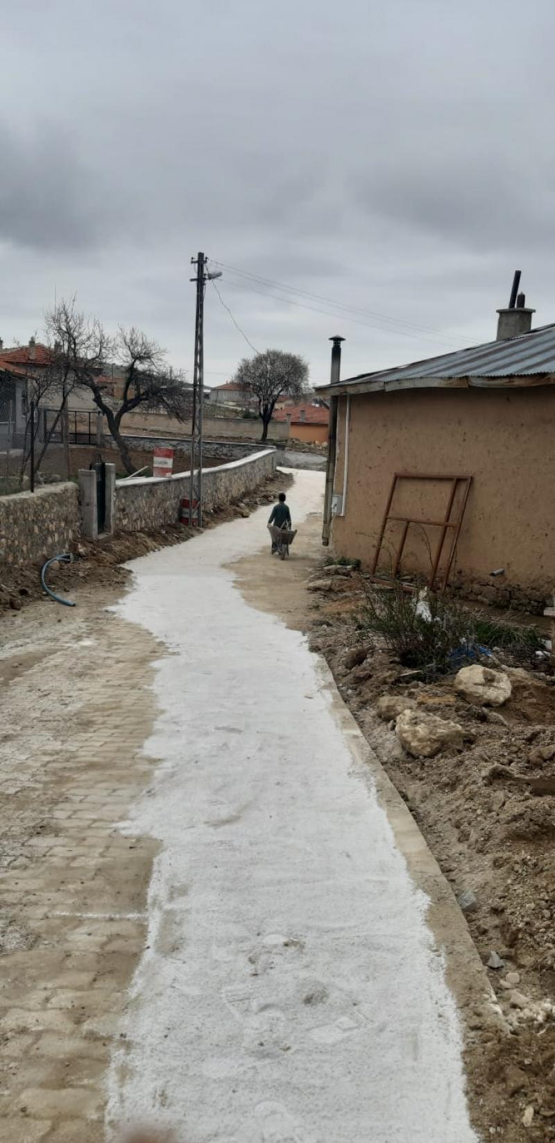 ARDIÇLI MAHALLESİ TRETUVAR TAMİRATI 
 faaliyet gorseli