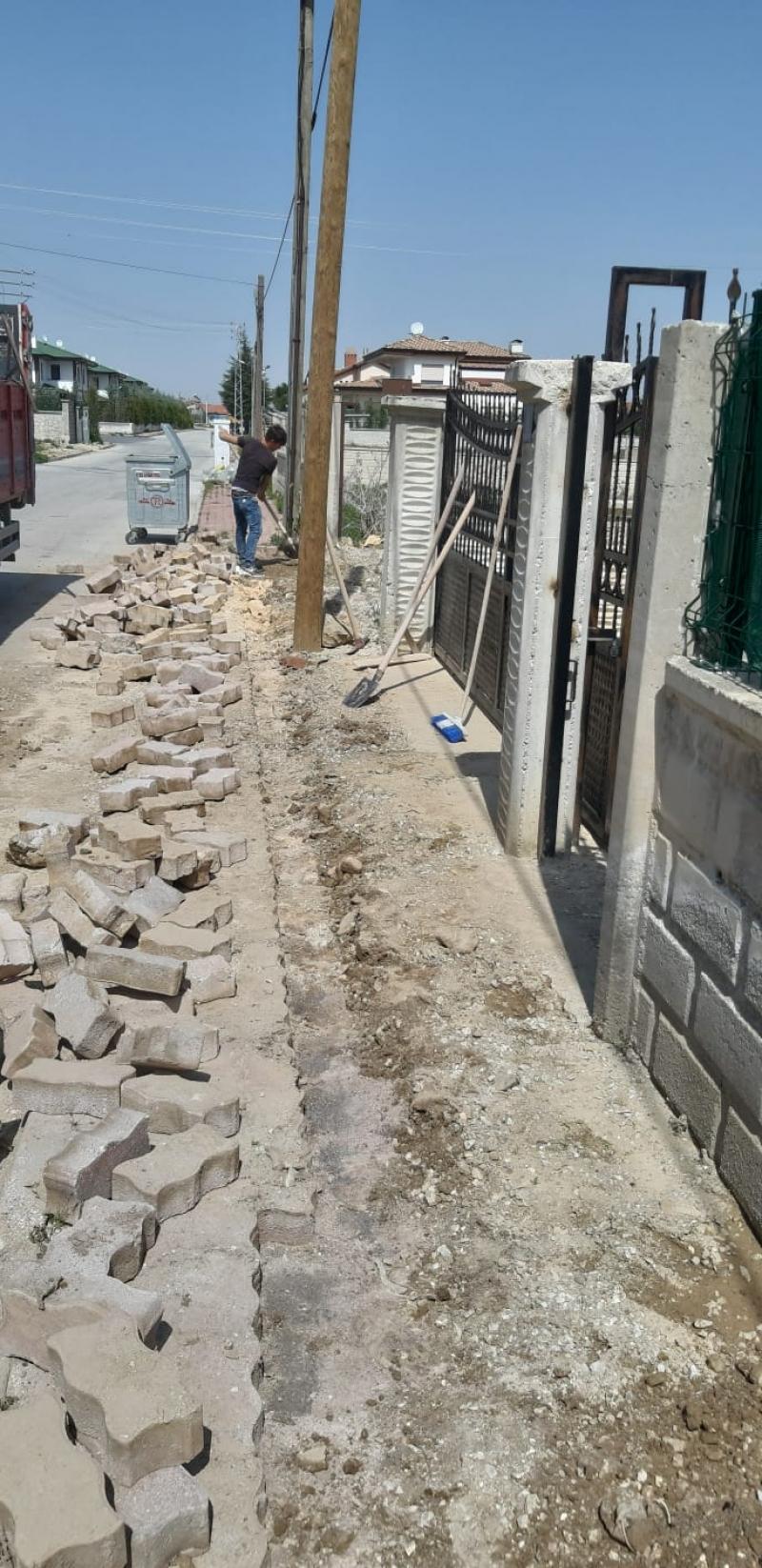 ERENKÖY MAHALLESİ TRETUVAR TAMİRATI faaliyet gorseli