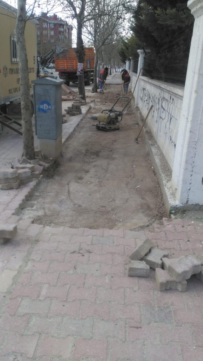 FETİH MAHALLESİ AHMET HAMDİ GÖĞÜŞ CADDESİNDE PARKE TAMİRİ YAPIMI. faaliyet gorseli