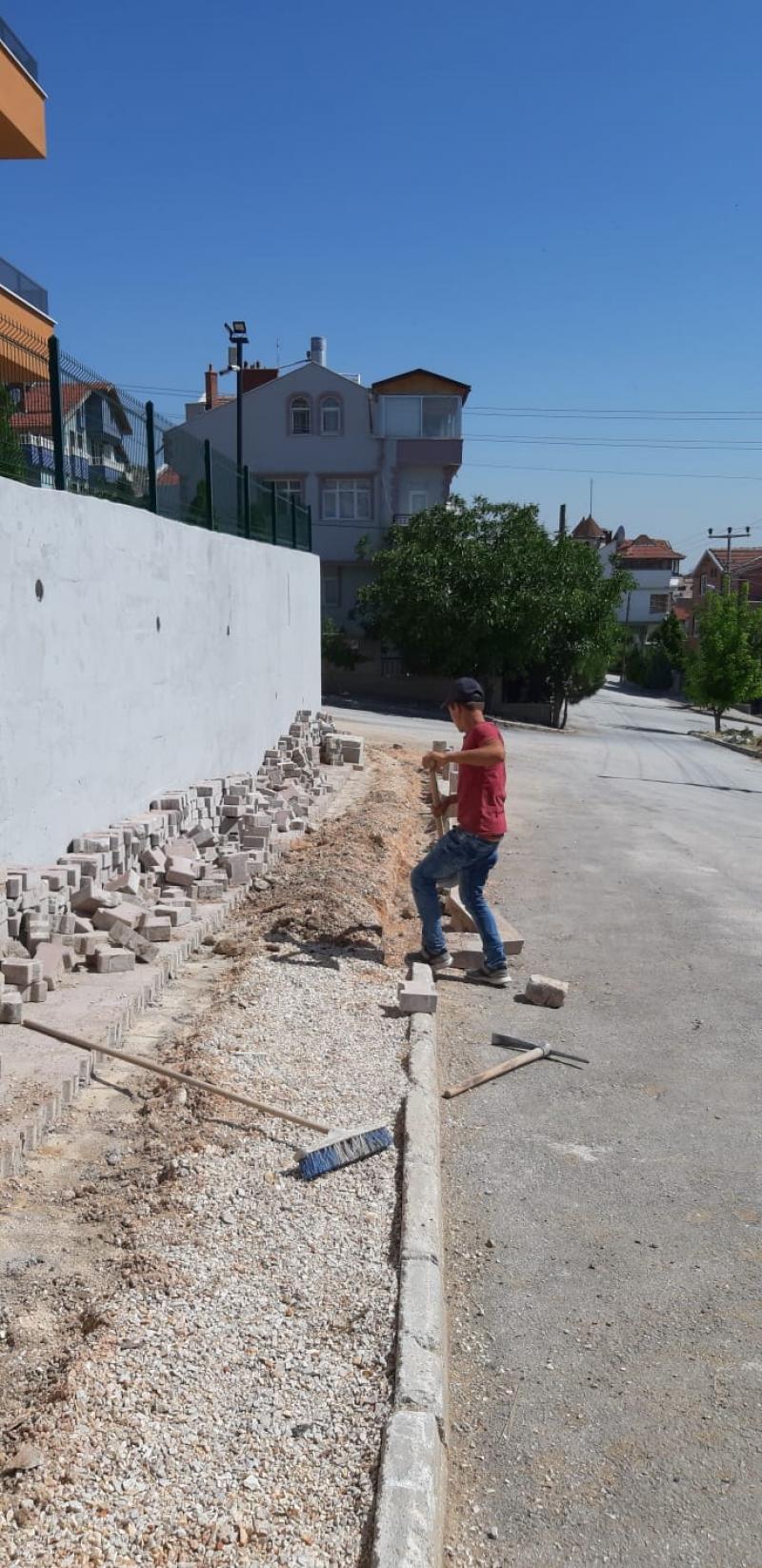 YAKA MAHALLESİ TRETUVAR TAMİRATI faaliyet gorseli