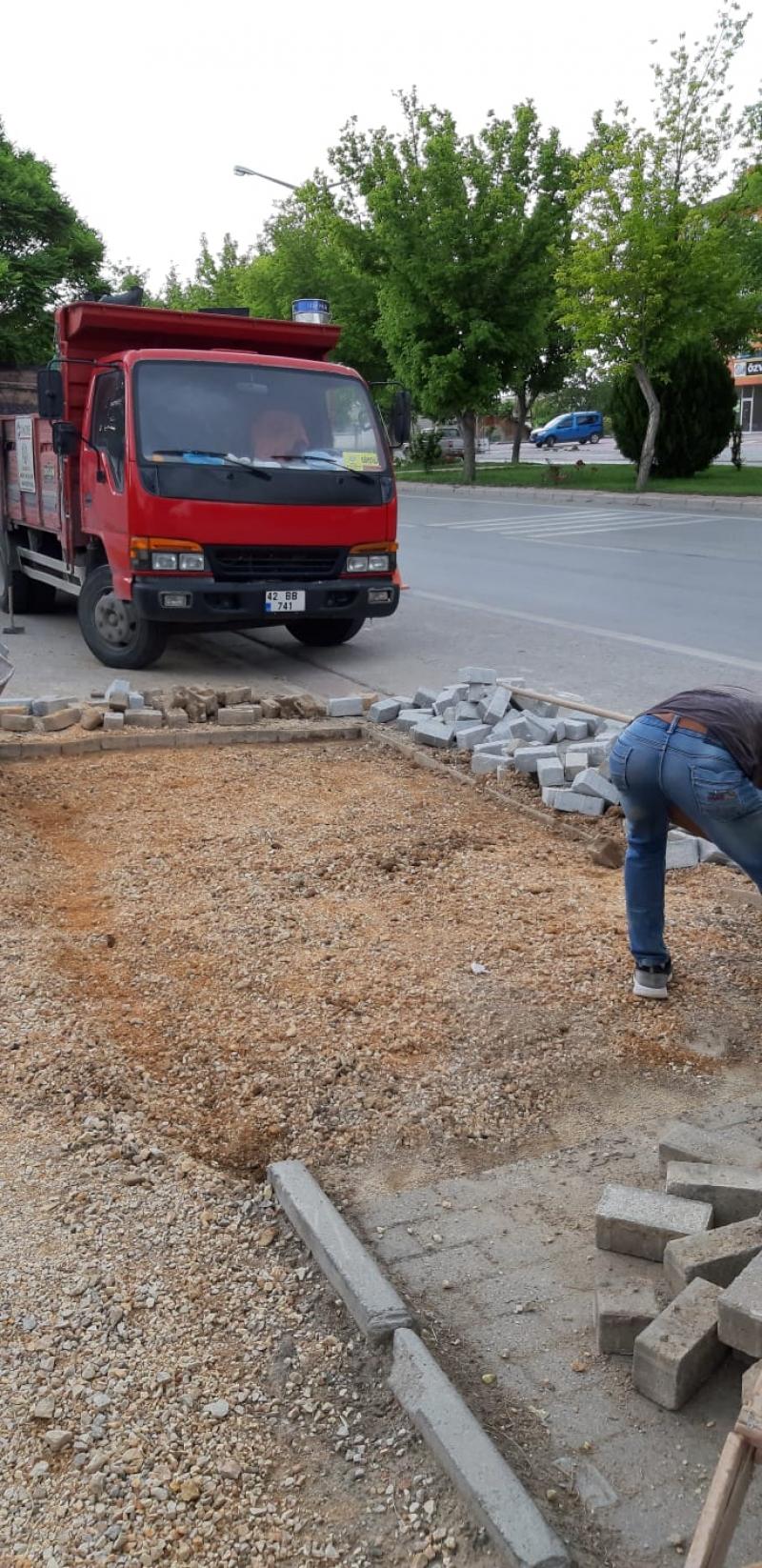 YAYLAPINAR MAHALLESİ TRETUVAR TAMİRATI faaliyet gorseli