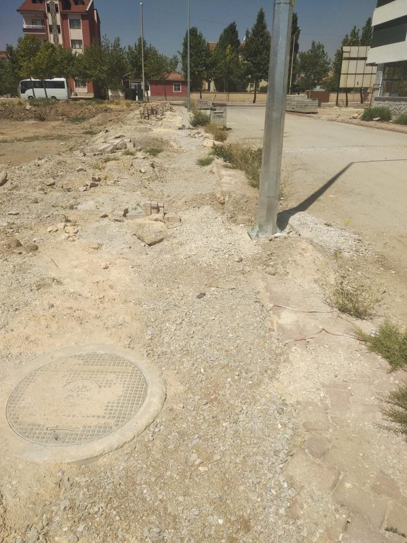 EMİRGAZİ MAHALLESİ TRETUVAR TAMİRATI  faaliyet gorseli