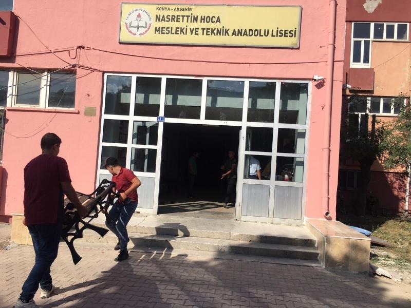 AKŞEHİR NASRETTİN HOCA MESLEKİ VE TEKNİK ANADOLU LİSESİ 10 ADET BANK TESLİMİ faaliyet gorseli
