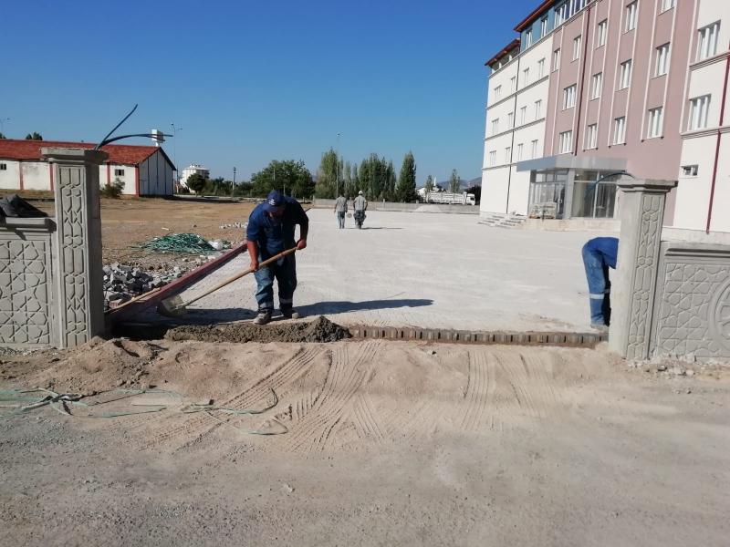 SEYDİŞEHİR YATILI HAFIZLIK KURAN KURSU BAHÇESİ BETON PARKE DÖŞEME VE ÇEVRE DÜZENLEME ÇALIŞMASI faaliyet gorseli