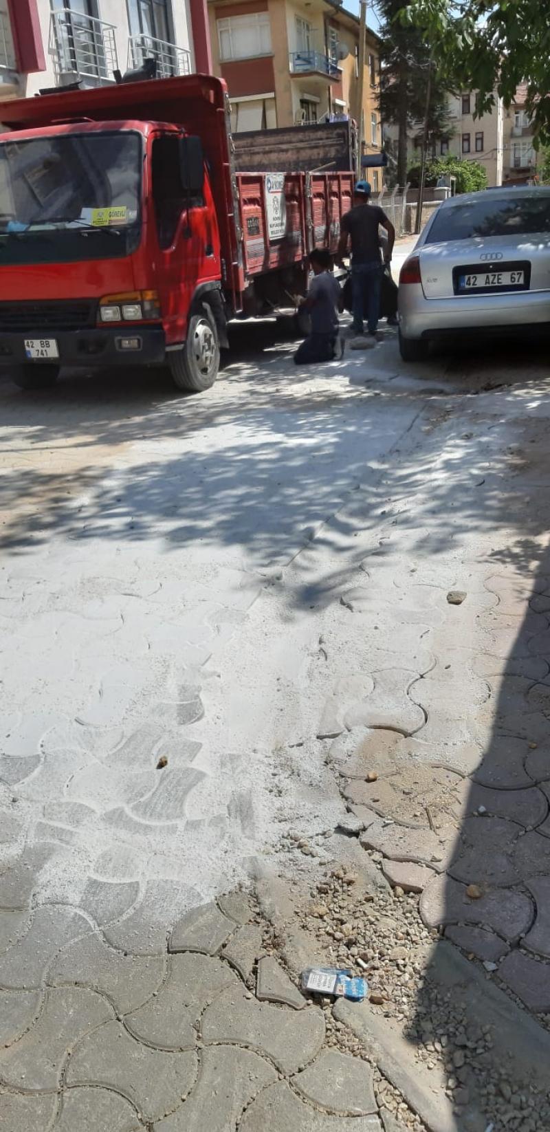 IŞIKLAR MAHALLESİ TRETUVAR TAMİRATI  faaliyet gorseli