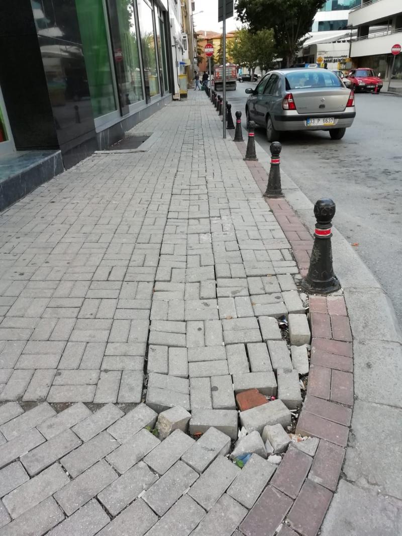 İHSANİYE MAHALLESİ TRETUVAR TAMİRATI  faaliyet gorseli