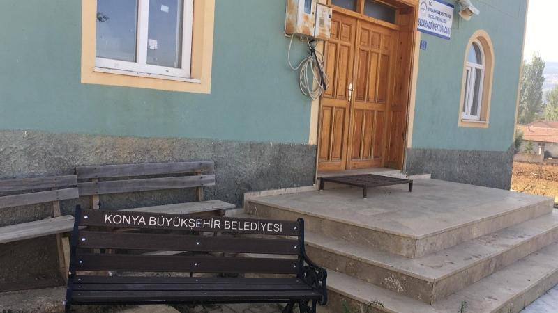 UNCULAR MAHALLESİ CAMİ NE 4 ADET BANK TESLİMİ faaliyet gorseli