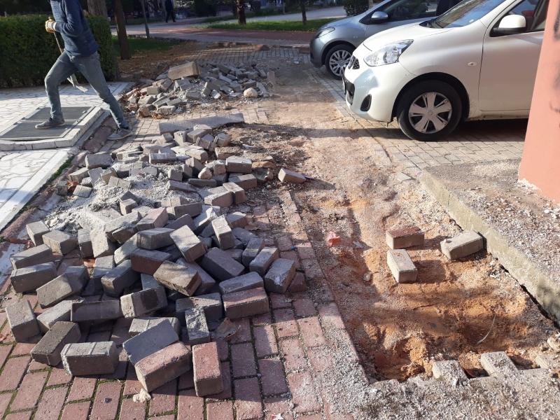 FERİTPAŞA MAHALLESİ AYKOME TRETUVAR KAZI TAMİRATI  faaliyet gorseli