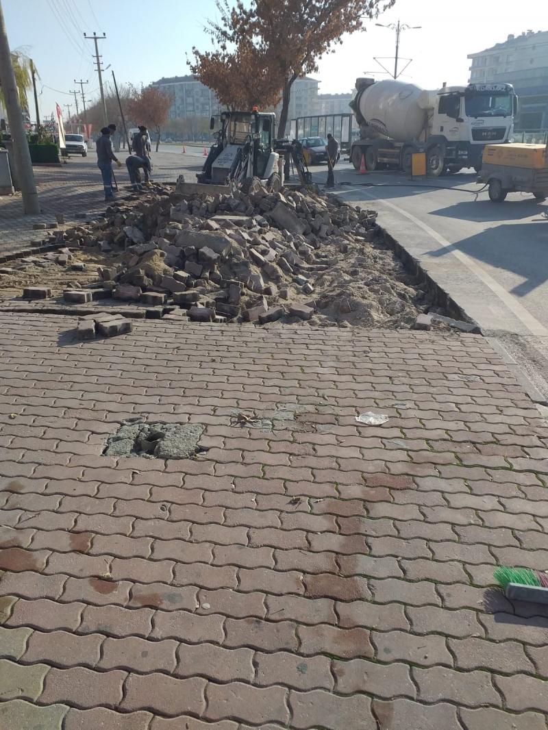 FETİH MAHALLESİ ASLANLI KIŞLA CADDESİ TRETUVAR TAMİR ÇALIŞMASI. faaliyet gorseli