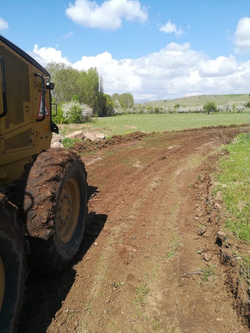 ARAZİ YOLLARI BAKIMI, ONARIMI VE TEMİZLİĞİ ÇALIŞMALARI faaliyet gorseli
