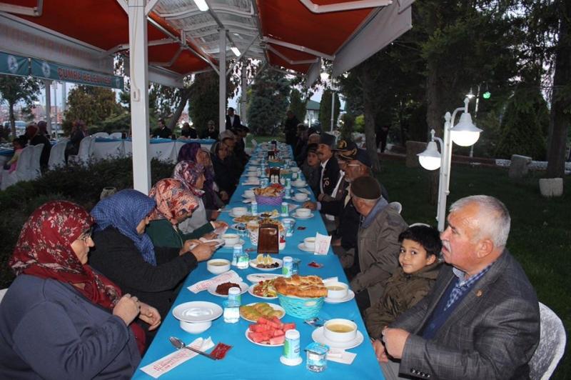 GAZİ VE ŞEHİT  YAKINLARI İLE İFTAR faaliyet gorseli