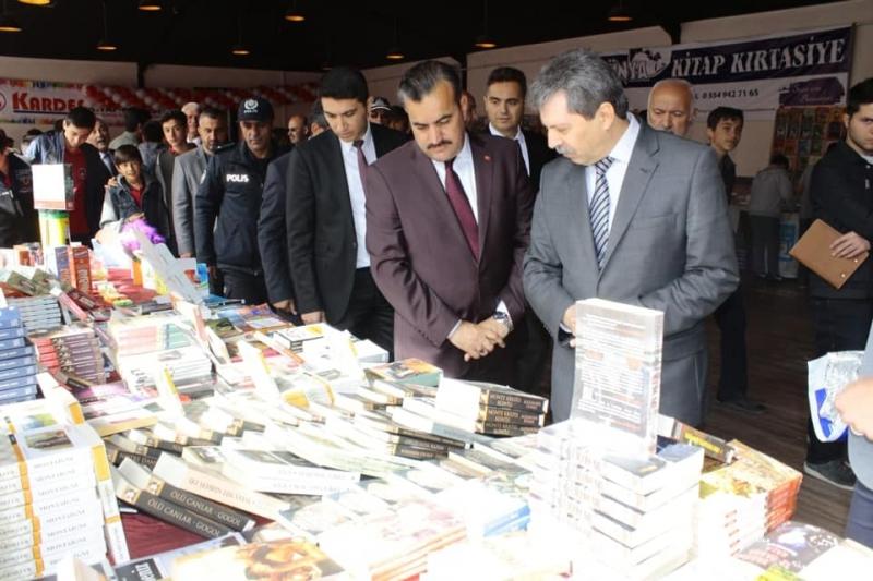 ÇUMRA?DA KİTAP FUARI  faaliyet gorseli