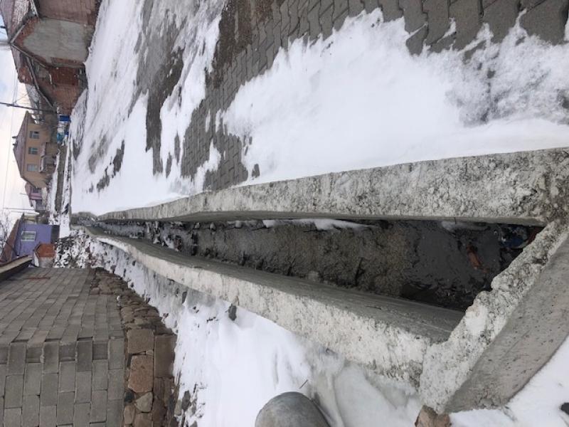 DİPDEDE MAHALLESİNDE İKİ YOLA YAĞMUR KANALI YAPILDI. faaliyet gorseli