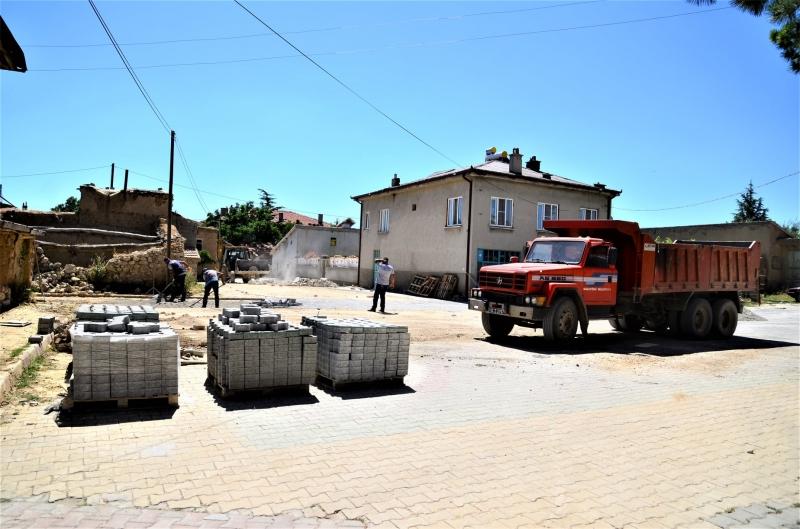 PARKE TAŞ YAMA ÇALIŞMASI faaliyet gorseli