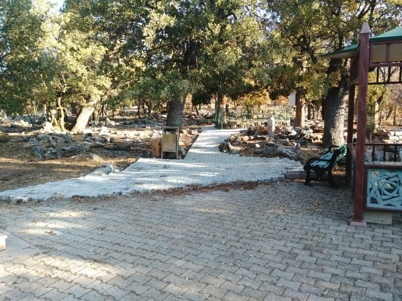 TÜRBE ÇEVRESİ KİLİTLİ TAŞ ÇALIMASI faaliyet gorseli