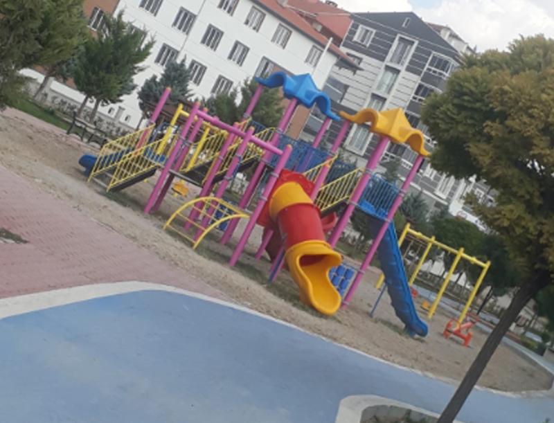 HUZUR PARKI OYUN GRUBU YENİLEME faaliyet gorseli